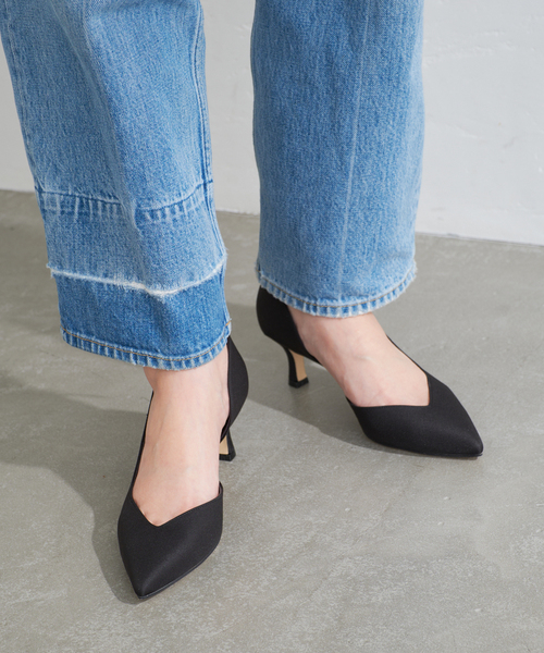 LE TALON（ルタロン）の「≪追加≫5.5cmVカットサイドオープン（パンプス・レディース・ネイビー/シルバー/ブラック×ブラック・22.5cm/22cm/24cm/23.5cm/23cm/25cm/24.5cm）」の7枚目の写真