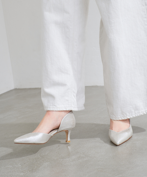 LE TALON（ルタロン）の「≪追加≫5.5cmVカットサイドオープン（パンプス・レディース・ネイビー/シルバー/ブラック×ブラック・22.5cm/22cm/24cm/23.5cm/23cm/25cm/24.5cm）」の18枚目の写真