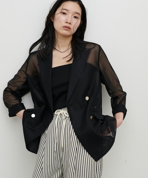 LARUTA（ラルータ）の「【LARUTA】メタル釦メッシュジャケット（テーラードジャケット・レディース・グレイッシュベージュ/カーキ/ブラック・FREE）」の2枚目の写真