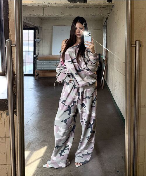 Midnight Move(ミッドナイトムーブ)の「ey camo mtm (beige)(スウェット・レディース・その他・FREE)」の4枚目の写真
