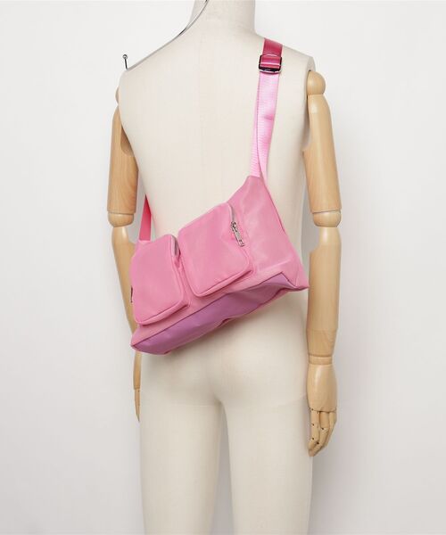 fredy emue（フレディエミュ）の「CONTROL FREAK　メッシュポケットショルダーバッグ（ショルダーバッグ・レディース・ブラック/ベージュ・FREE）」の6枚目の写真