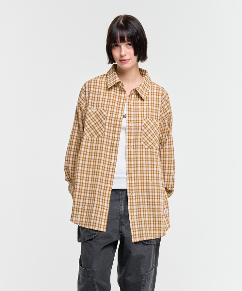 AECA（エイカ）の「PAINTED CHECK SHIRT-BEIGE（シャツ/ブラウス・レディース・その他・S/M/L）」の3枚目の写真