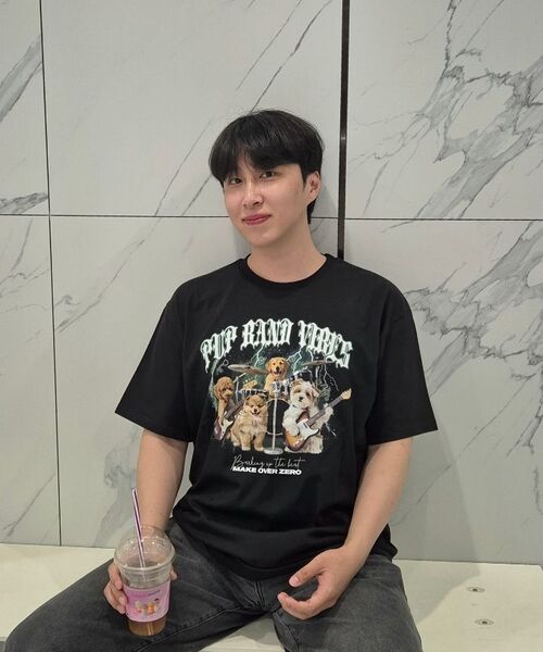 MOZMOZ(モズモズ)の「ラックモン オーバーサイズ 半袖Tシャツ ブラック(Tシャツ/カットソー・レディース・その他・1/2/3)」の6枚目の写真