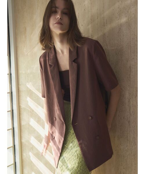 ELENDEEK（エレンディーク）の「ハーフスリーブテックジャケット【吸水速乾/UVカット/接触冷感】（テーラードジャケット・レディース・ブラック/ベージュ/ブラウン・FREE）」の5枚目の写真