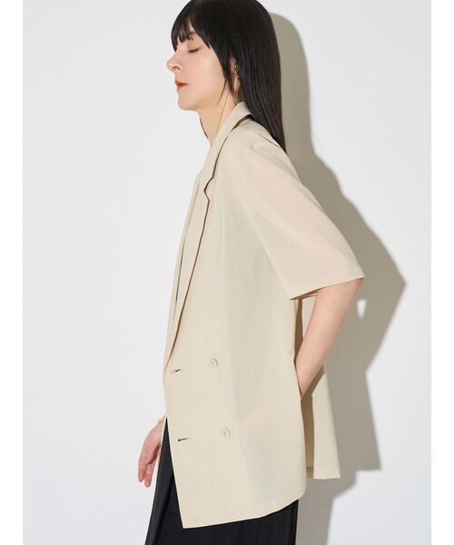 ELENDEEK（エレンディーク）の「ハーフスリーブテックジャケット【吸水速乾/UVカット/接触冷感】（テーラードジャケット・レディース・ブラック/ベージュ/ブラウン・FREE）」の9枚目の写真