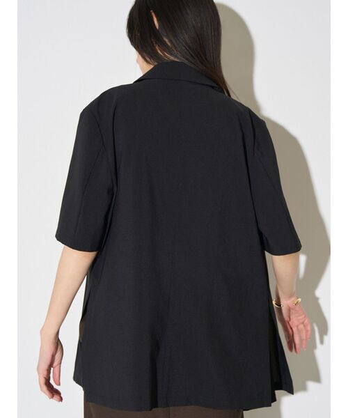 ELENDEEK（エレンディーク）の「ハーフスリーブテックジャケット【吸水速乾/UVカット/接触冷感】（テーラードジャケット・レディース・ブラック/ベージュ/ブラウン・FREE）」の19枚目の写真