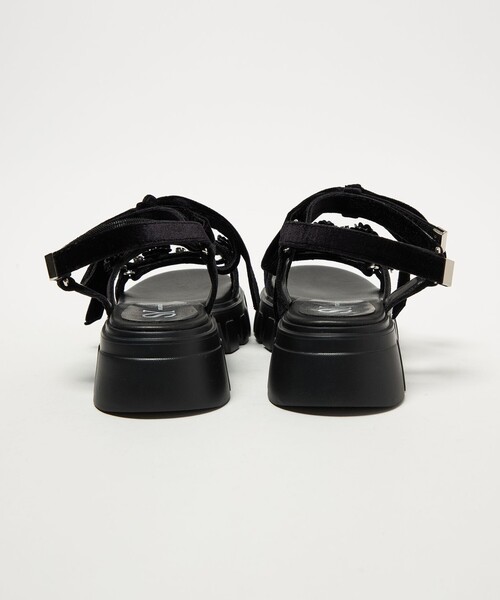 SY UNITED ARROWS(シーユナイテッドアローズ)の「<SY>フラワービジューリボン サンダル50↑(サンダル・レディース・ブラック/グレー・22.5cm/23cm/23.5cm/24cm/24.5cm)」の6枚目の写真