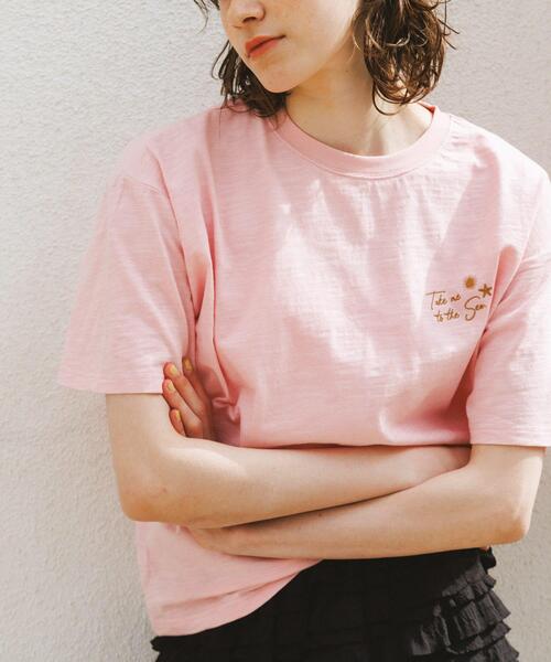 URBAN RESEARCH Sonny Label(アーバンリサーチサニーレーベル)の「TAKE ME TO THE SEA T-SHIRTS(Tシャツ/カットソー・レディース・オフホワイト/ピンク/ネイビー・FREE)」の13枚目の写真