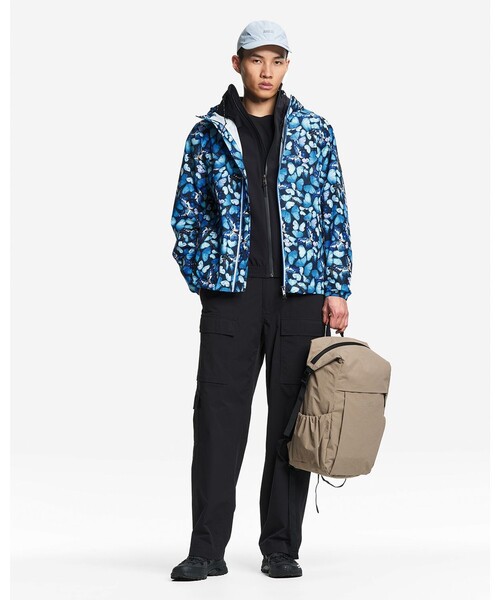 AIGLE(エーグル)の「【DEYROLLE】モルフォ蝶プリント 透湿防水 2.5レイヤー パッカブル フーデッドジャケット(マウンテンパーカー・メンズ・ブルー・L/M/XL/S)」の9枚目の写真