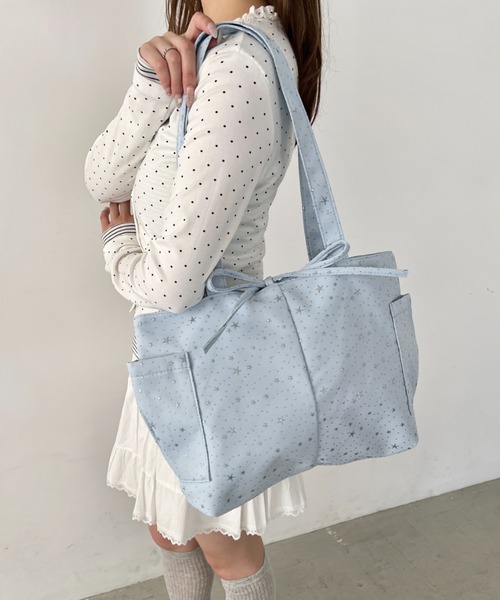 Loueme(ルエム)の「トゥインクルスタートートバッグ(トートバッグ・レディース・ブラック/イエロー/ライトブルー/オフホワイト・FREE)」の1枚目の写真