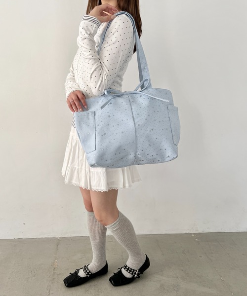 Loueme(ルエム)の「トゥインクルスタートートバッグ(トートバッグ・レディース・ブラック/イエロー/ライトブルー/オフホワイト・FREE)」の10枚目の写真