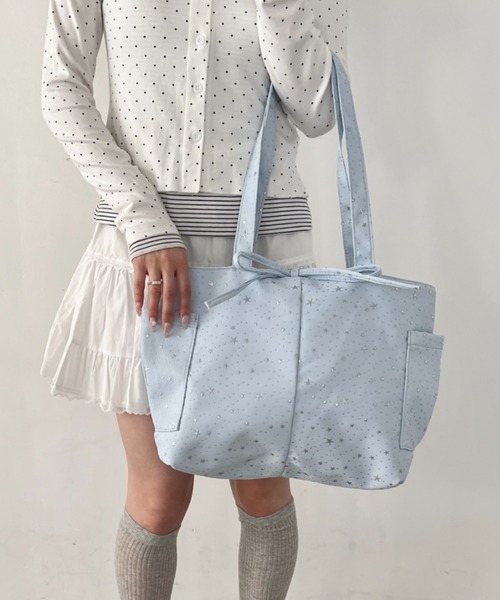 Loueme(ルエム)の「トゥインクルスタートートバッグ(トートバッグ・レディース・ブラック/イエロー/ライトブルー/オフホワイト・FREE)」の8枚目の写真
