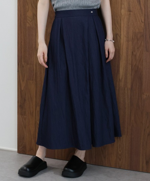 J by blue（ジェイバイブルー）の「タックフレアスカート（スカート・レディース・ネイビー/ホワイト・MEDIUM）」の13枚目の写真