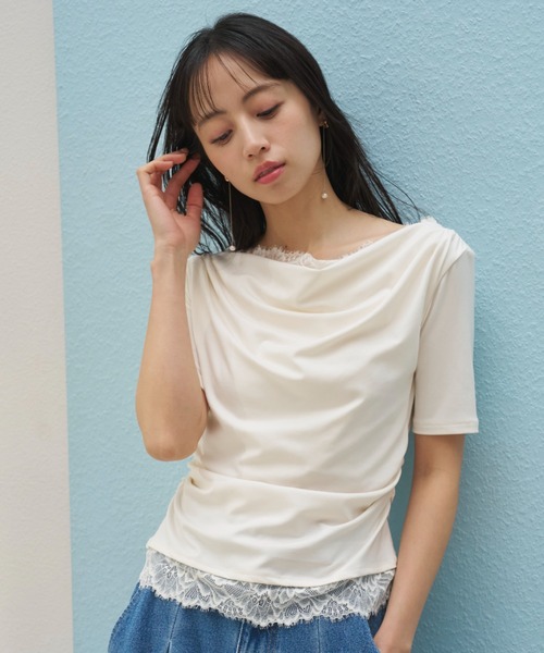 SNIDEL(スナイデル)の「【USAGI ONLINE限定】レーストリムワンショルカットソー(Tシャツ/カットソー・レディース・アイボリー/サックスブルー/ブラック・F)」の21枚目の写真