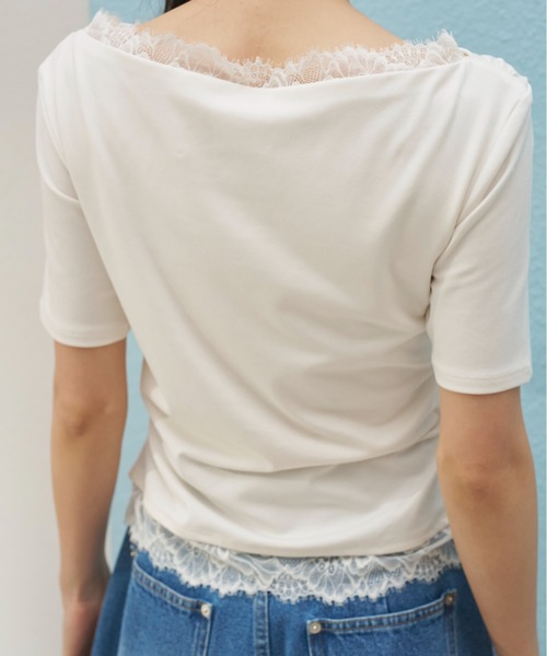 SNIDEL(スナイデル)の「【USAGI ONLINE限定】レーストリムワンショルカットソー(Tシャツ/カットソー・レディース・アイボリー/サックスブルー/ブラック・F)」の17枚目の写真