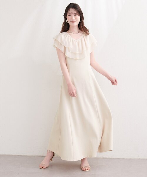 natural couture(ナチュラルクチュール)の「〈osono〉フリルカラーリップルワンピース(ワンピース・レディース・ブラック/アイボリー・LARGE/MEDIUM)」の18枚目の写真