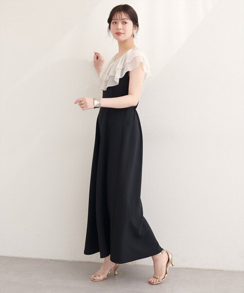natural couture(ナチュラルクチュール)の「〈osono〉フリルカラーリップルワンピース(ワンピース・レディース・ブラック/アイボリー・LARGE/MEDIUM)」の13枚目の写真