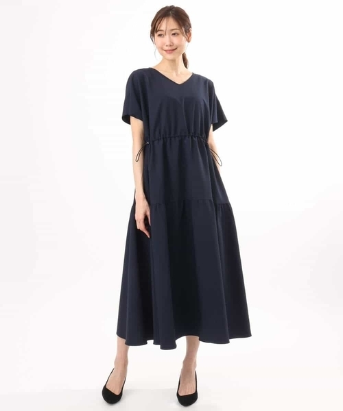 MK MICHEL KLEIN（エムケーミッシェルクラン）の「[撥水/UVカット/洗える]ドローコードデザインVネックワンピース（ワンピース・レディース・ネイビー/ブルー・38）」の11枚目の写真