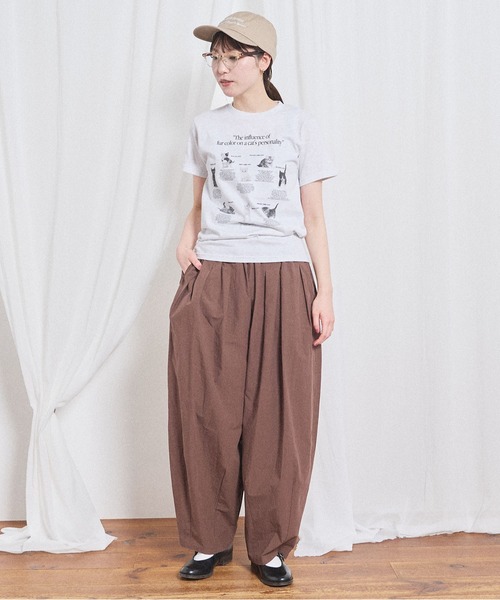 fig London(フィグロンドン)の「cat studies kids Tshirt(Tシャツ/カットソー・レディース・グレー・FREE)」の9枚目の写真