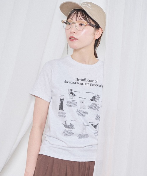 fig London(フィグロンドン)の「cat studies kids Tshirt(Tシャツ/カットソー・レディース・グレー・FREE)」の4枚目の写真