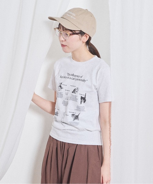 fig London(フィグロンドン)の「cat studies kids Tshirt(Tシャツ/カットソー・レディース・グレー・FREE)」の5枚目の写真