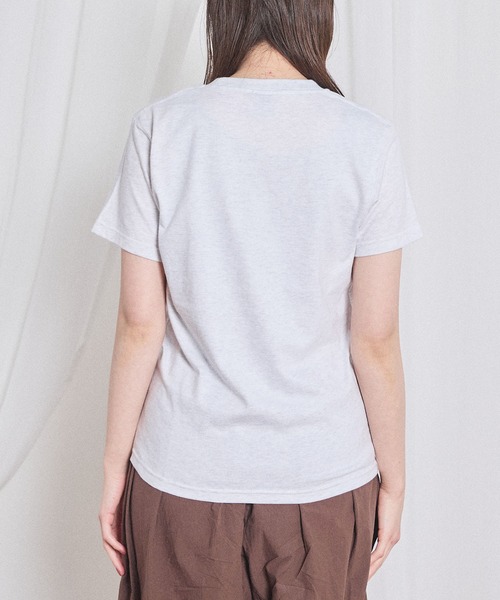 fig London(フィグロンドン)の「cat studies kids Tshirt(Tシャツ/カットソー・レディース・グレー・FREE)」の15枚目の写真