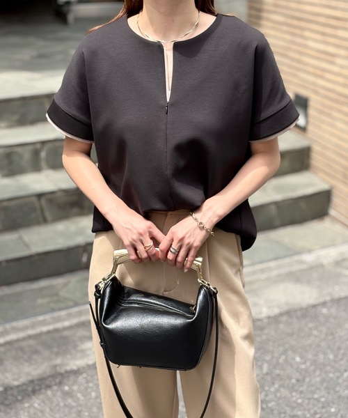 Emma Taylor（エマテイラー）の「ライトダンボールフロント2wayバイカラーダブルスリーブプルオーバー（Tシャツ/カットソー・レディース・ブラック/ネイビー/ホワイト/ベージュ・FREE）」の8枚目の写真