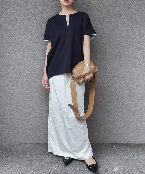 Emma Taylor（エマテイラー）の「ライトダンボールフロント2wayバイカラーダブルスリーブプルオーバー（Tシャツ/カットソー・レディース・ブラック/ネイビー/ホワイト/ベージュ・FREE）」の19枚目の写真