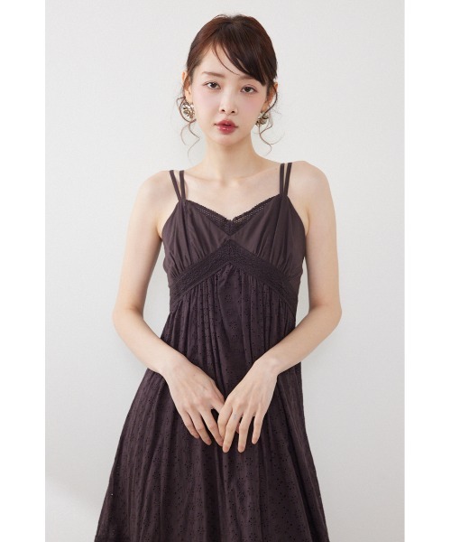 rienda(リエンダ)の「コットンレースティアードキャミワンピース 春服 夏服(ワンピース・レディース・ブラック/レッド/ダークブラウン・FREE)」の5枚目の写真