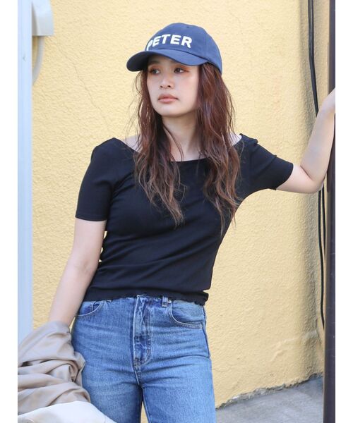 Ungrid(アングリッド)の「バックオープンデザインTee(Tシャツ/カットソー・レディース・ライトグレー/ブルー/ブラック・FREE)」の5枚目の写真
