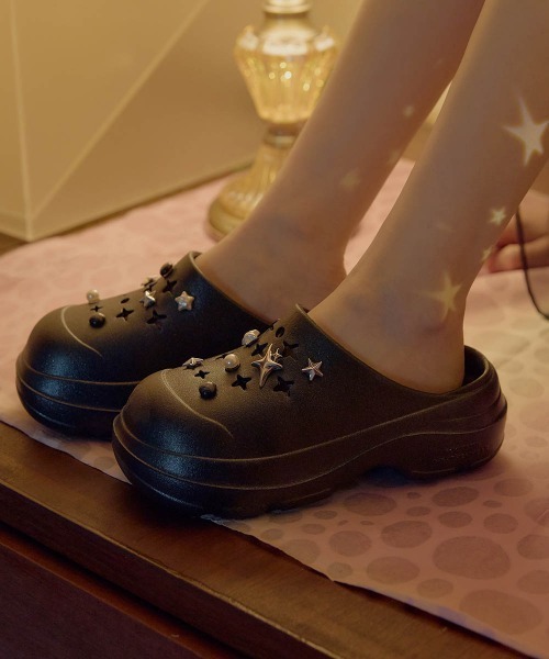 ROCKFISH WEATHERWEAR（ロックフィッシュウェザーウェア）の「[x clor] HAYDEN CLOG（サンダル・レディース・クリーム/ブラック系その他・25.0cm/24.0cm/23.0cm）」の5枚目の写真