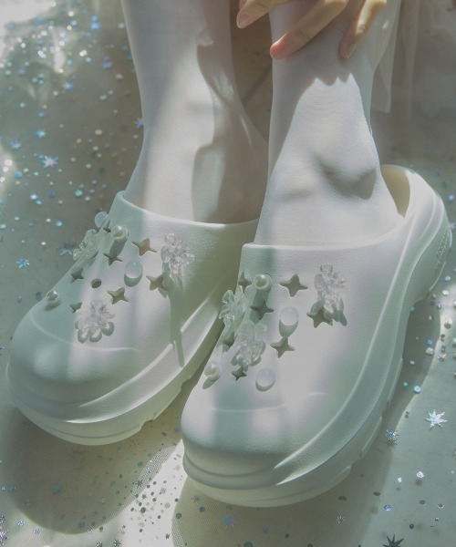 ROCKFISH WEATHERWEAR（ロックフィッシュウェザーウェア）の「[x clor] HAYDEN CLOG（サンダル・レディース・クリーム/ブラック系その他・25.0cm/24.0cm/23.0cm）」の21枚目の写真