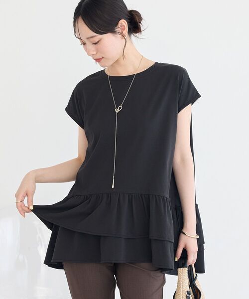 earth music&ecology(アースミュージックアンドエコロジー)の「ラッフルヘムプルオーバー(Tシャツ/カットソー・レディース・ブラック/ブラウン/オフホワイト・FREE)」の4枚目の写真