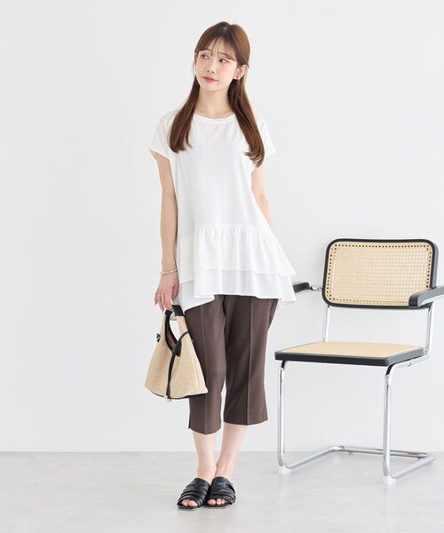 earth music&ecology(アースミュージックアンドエコロジー)の「ラッフルヘムプルオーバー(Tシャツ/カットソー・レディース・ブラック/ブラウン/オフホワイト・FREE)」の7枚目の写真