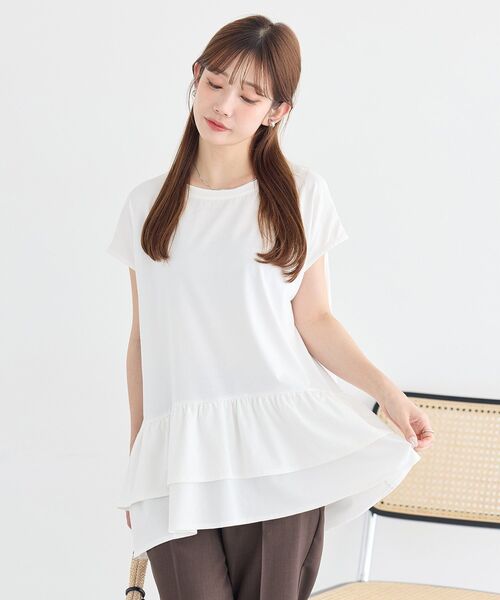 earth music&ecology(アースミュージックアンドエコロジー)の「ラッフルヘムプルオーバー(Tシャツ/カットソー・レディース・ブラック/ブラウン/オフホワイト・FREE)」の2枚目の写真