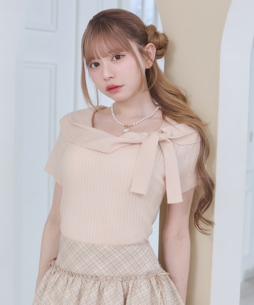 Rmine（アールマイン）の「ビッグ リボン リブ ニット トップス（半袖）（Tシャツ/カットソー・レディース・ホワイト/イエロー/ピンク/グレー・FREE）」の4枚目の写真