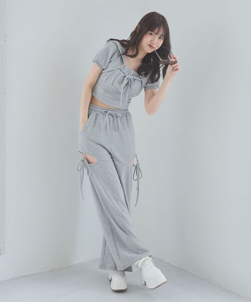 MAJESTIC LEGON(マジェスティックレゴン)の「ロゴビジュー厚底スニーカー(スニーカー・レディース・ブラック/オフホワイト・LARGE/MEDIUM/SMALL)」の12枚目の写真