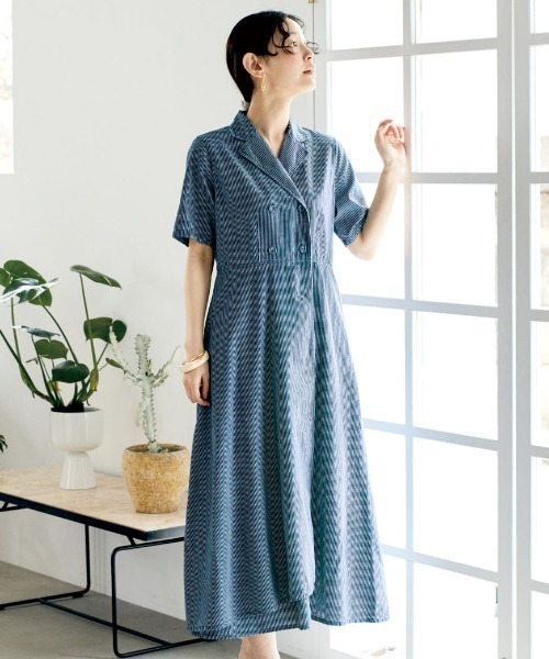 and myera(アンド マイラ)の「and myera ダブルボタンのヒッコリーワンピース(ワンピース・レディース・ブルー系その他・M/LL/L)」の1枚目の写真