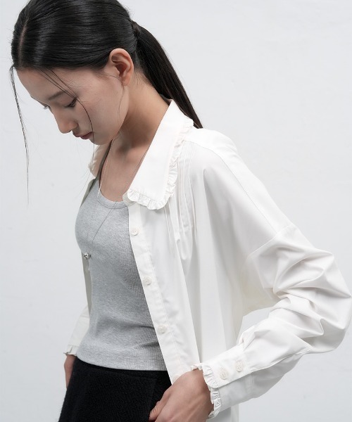 GENERAL IDEA(ジェネラルアイデア)の「GENERAL IDEA/ジェネラルアイディア FRILL COLLAR LOOSE FIT SHIRT フリル襟オーバーサイズシャツ レディース 秋 秋服 2026年秋冬(シャツ/ブラウス・レディース・ホワイト/スカイブルー/ブラック・S/M/L)」の4枚目の写真