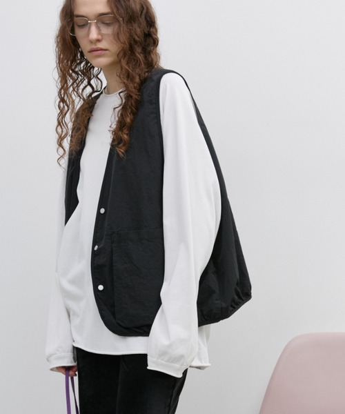 Auntie Rosa Holiday(アンティローザホリデー)の「オーバーサイズベーシックロンT(Tシャツ/カットソー・レディース・グレー/オフホワイト/ブラック/グリーン/ブラウン・FREE)」の16枚目の写真