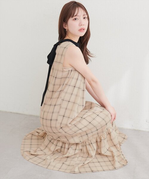 natural couture（ナチュラルクチュール）の「リボン付きノースリチェックワンピース（ワンピース・レディース・ベージュ/オフホワイト/グレー・FREE）」の15枚目の写真