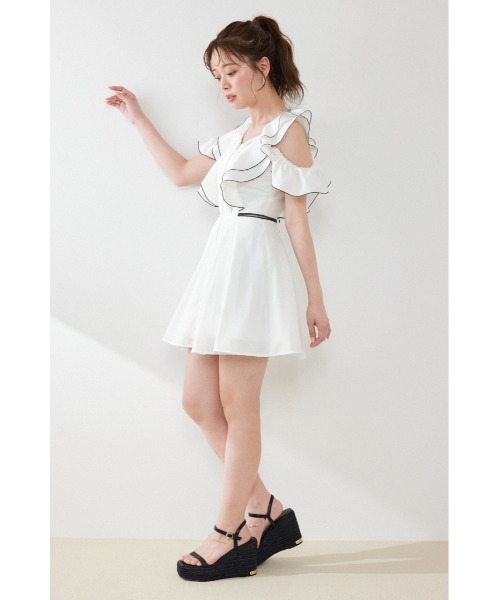 rienda（リエンダ）の「フロントジップフリルミニワンピース 夏服（ワンピース・レディース・ブラック/イエロー/ホワイト・MEDIUM/SMALL）」の5枚目の写真