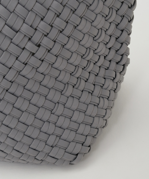 martinique（マルティニーク）の「【NAGHEDI/ナゲディ】St Barths Medium Tote Weave（トートバッグ・レディース・グレー・FREE）」の8枚目の写真