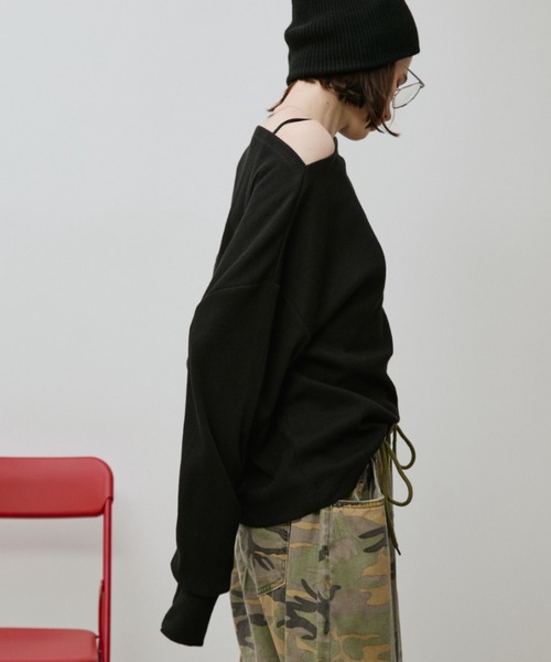 Auntie Rosa Holiday(アンティローザホリデー)の「サーマルオフショルプルオーバー(Tシャツ/カットソー・レディース・アイボリー/ボルドー/ブラック・FREE)」の6枚目の写真