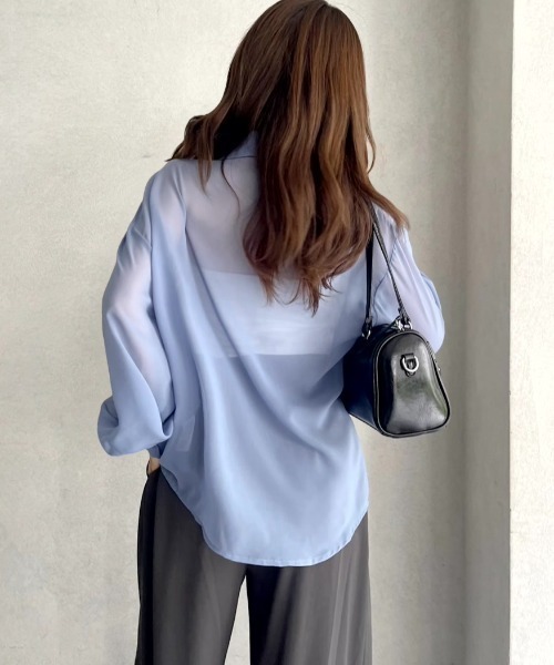 TREOVER（トレオーバー）の「上品な透け感が魅力のオーバーサイズシアーシャツ（シャツ/ブラウス・レディース・ダークブラウン/ブラック/ブルー/オフホワイト・FREE）」の17枚目の写真