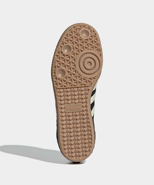 adidas(アディダス)の「サンバ OG / SAMBA OG / アディダスオリジナルス adidas Originals(スニーカー・レディース・ブラック・22.0cm/22.5cm/23.0cm/23.5cm/24.0cm/24.5cm/25.0cm/25.5cm/26.0cm/26.5cm/27.0cm/27.5cm/28.0cm/28.5cm/29.0cm)」の4枚目の写真