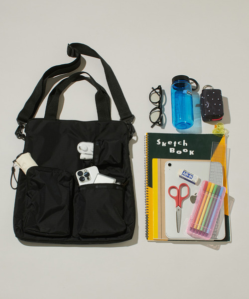 LeSportsac(レスポートサック)の「CARGO N/S TOTE リサイクルドブラックJP(ショルダーバッグ・レディース・ブラック・FREE)」の10枚目の写真