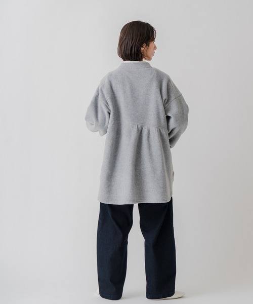 Kelen（ケレン）の「「KELEN / ケレン」アシンメトリーデザインハーフジップフリースプルオーバー（Tシャツ/カットソー・レディース・ライトグレー/ブラック/ライトベージュ・M/S）」の17枚目の写真