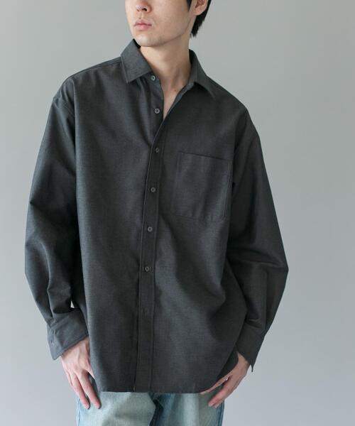 URBAN RESEARCH DOORS(アーバンリサーチドアーズ)の「DRYMIX オックス ロングスリーブ シャツ(シャツ/ブラウス・メンズ・チャコールグレー/オフホワイト・LARGE/MEDIUM)」の2枚目の写真