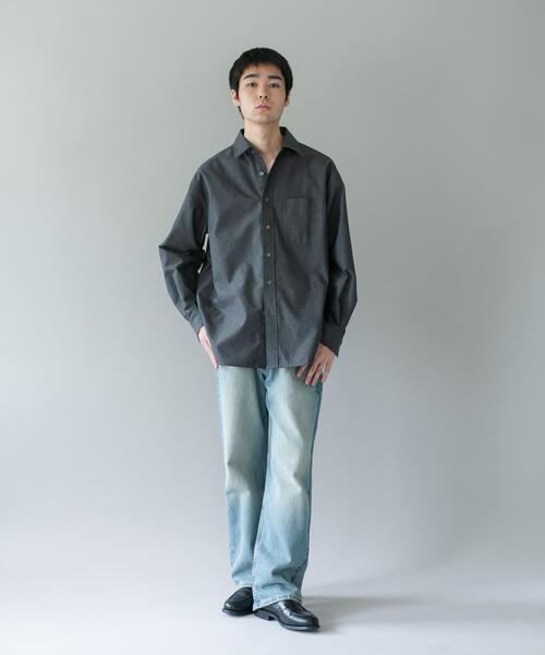 URBAN RESEARCH DOORS(アーバンリサーチドアーズ)の「DRYMIX オックス ロングスリーブ シャツ(シャツ/ブラウス・メンズ・チャコールグレー/オフホワイト・LARGE/MEDIUM)」の19枚目の写真